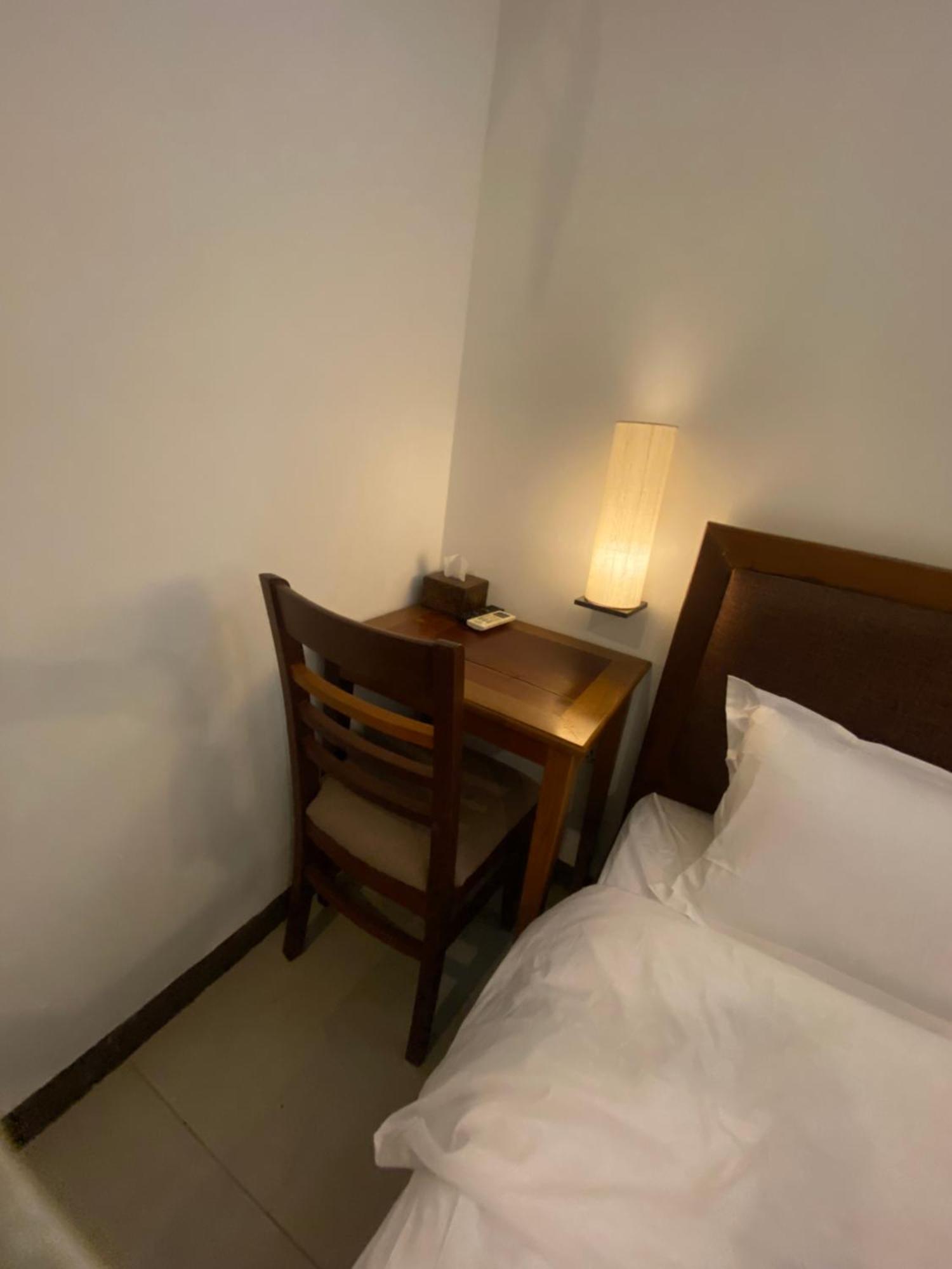 Hostel Fuji Phnom Penh Esterno foto